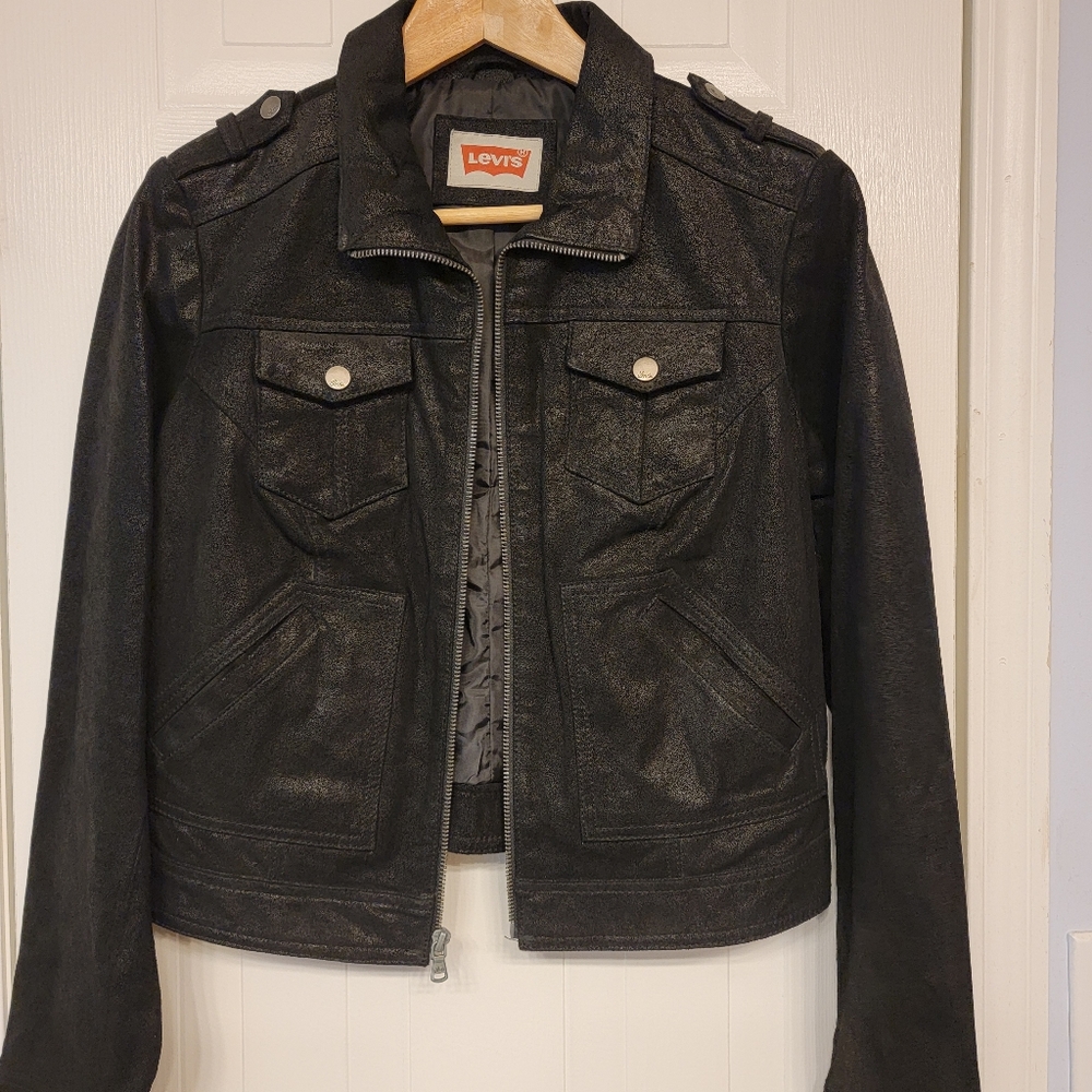 Levi's Genuine Leather jacket NWOT